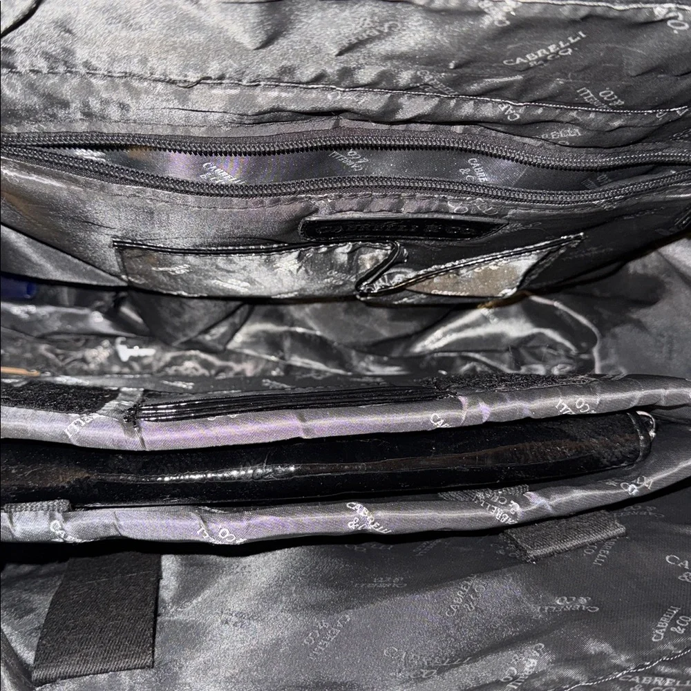 Cabrelli & Co. Roller Bag Briefcase in the Two-Tone Floral pattern - Picture 2 of 10